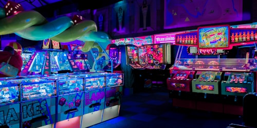 电竞牛赛场直击直播画面 - 实时电竞比赛对战场景